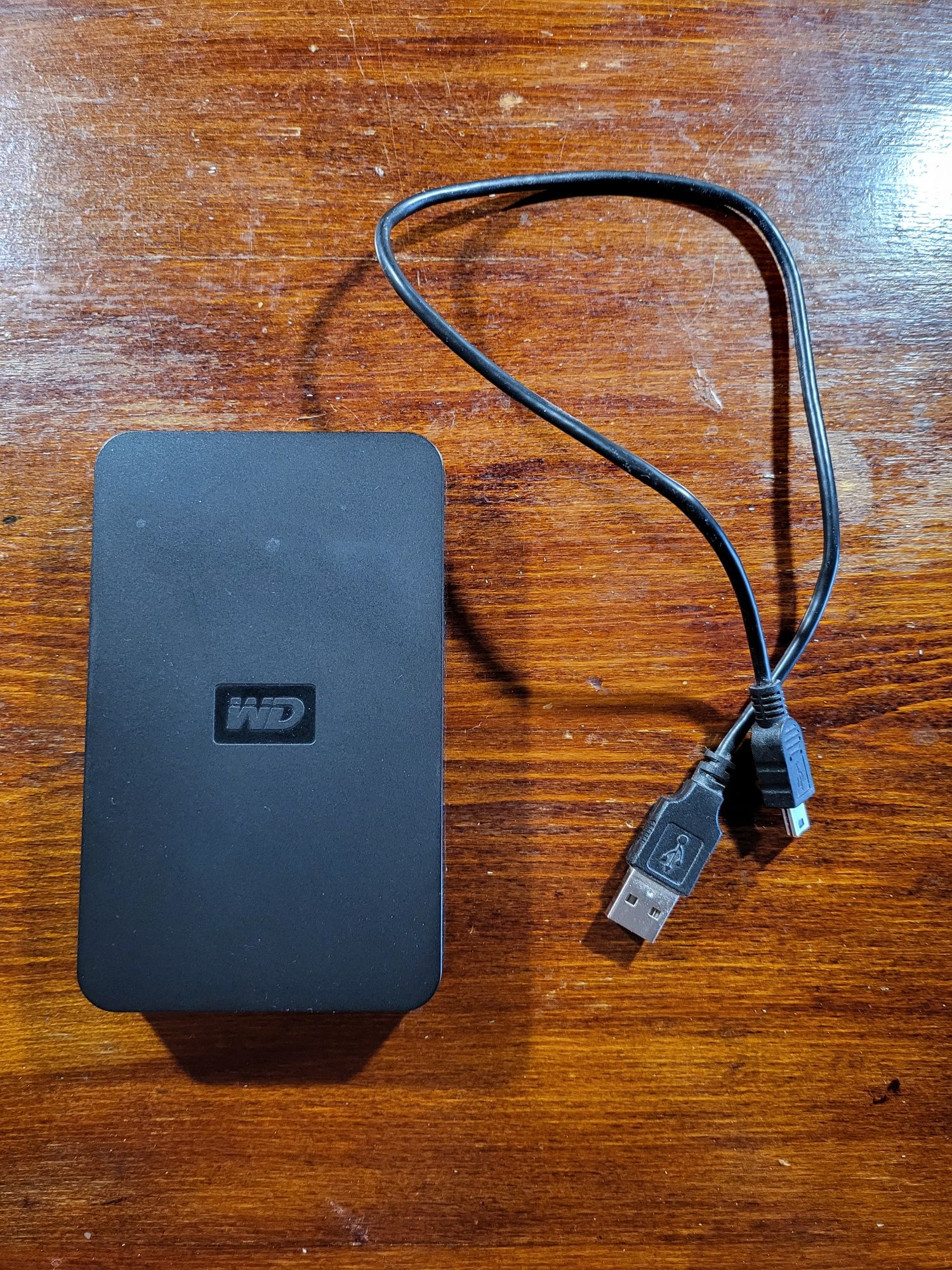 Внешний жесткий диск Western Digital на 320gb USB 2.0