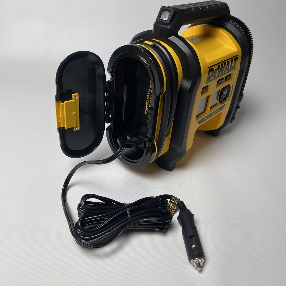 Dewalt Акумуляторний Компресор DCC020I 20V з США