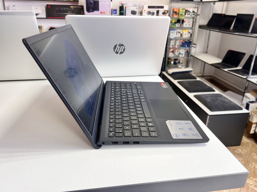 Уцінка / Dell Inspirion 3515 / Ryzen 5 / 8Gb / 256 SSD / IPS / 15.6