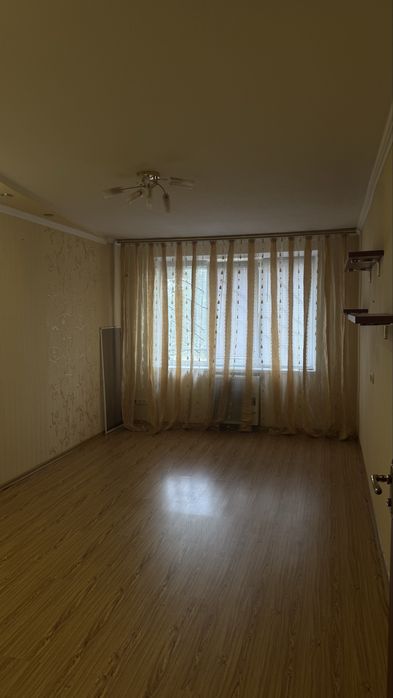 Продам 2х 3й участок 1 этаж с балконом