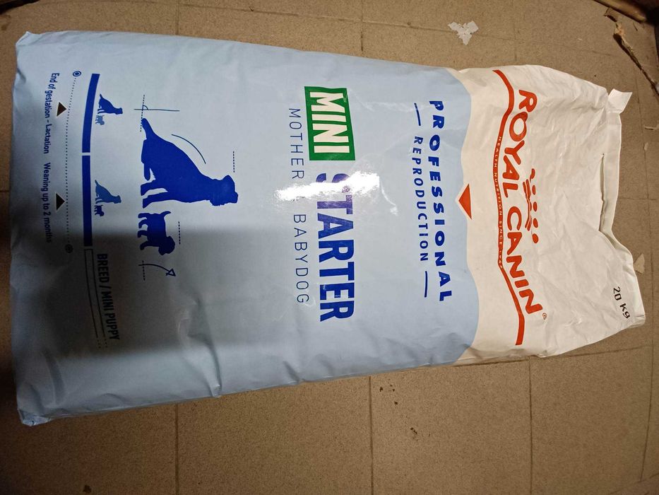 ROYAL CANIN PROFESSIONAL mini starter mother & babydog 20 kg + GRATIS