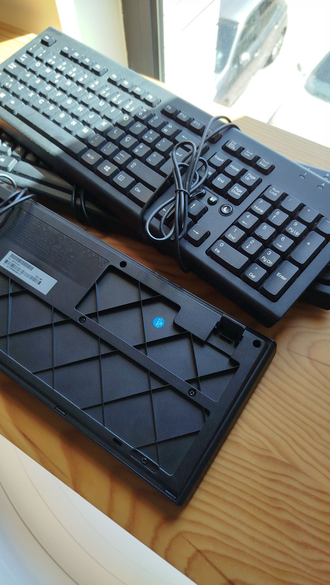 Três Teclados HP