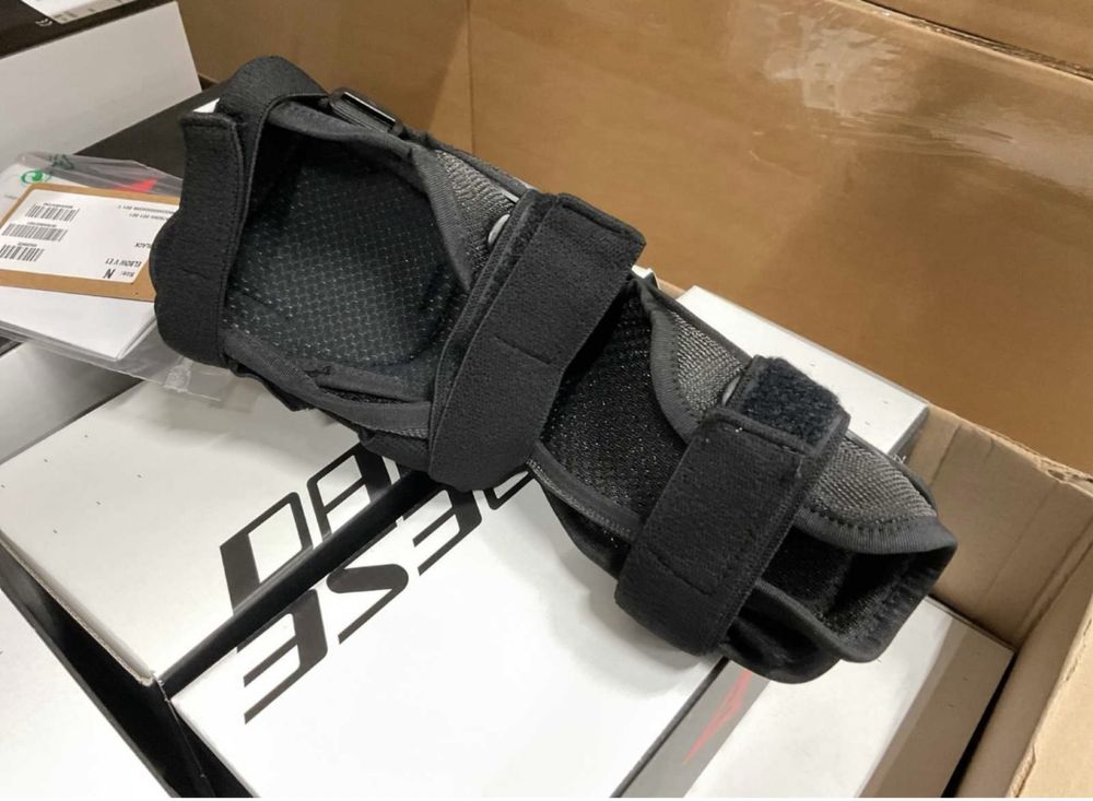 Ochraniacze ochraniacz na łokcie Dainese Elbow V E1