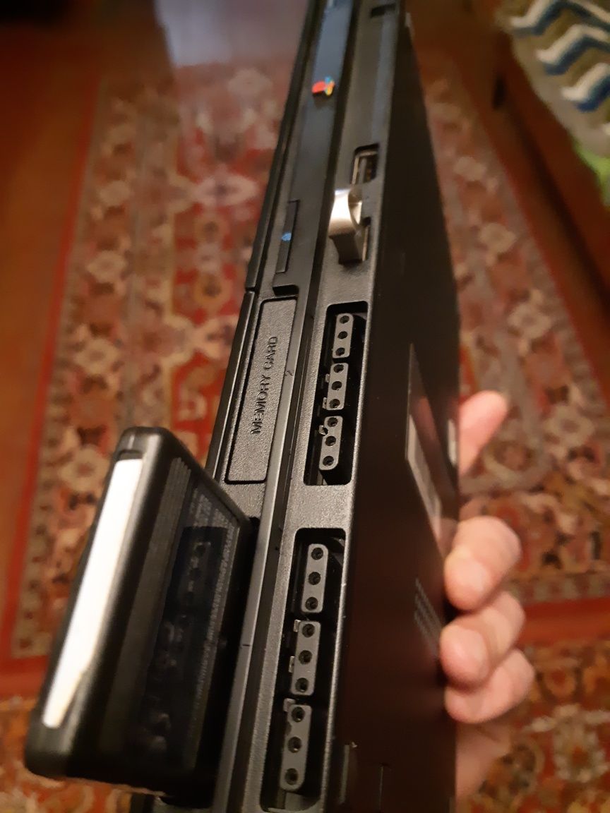 Продам sony playstation 2