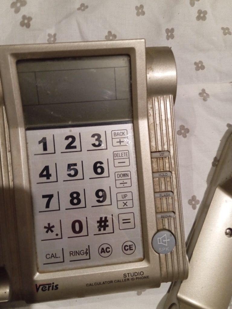 Veris telefon stacjonarny