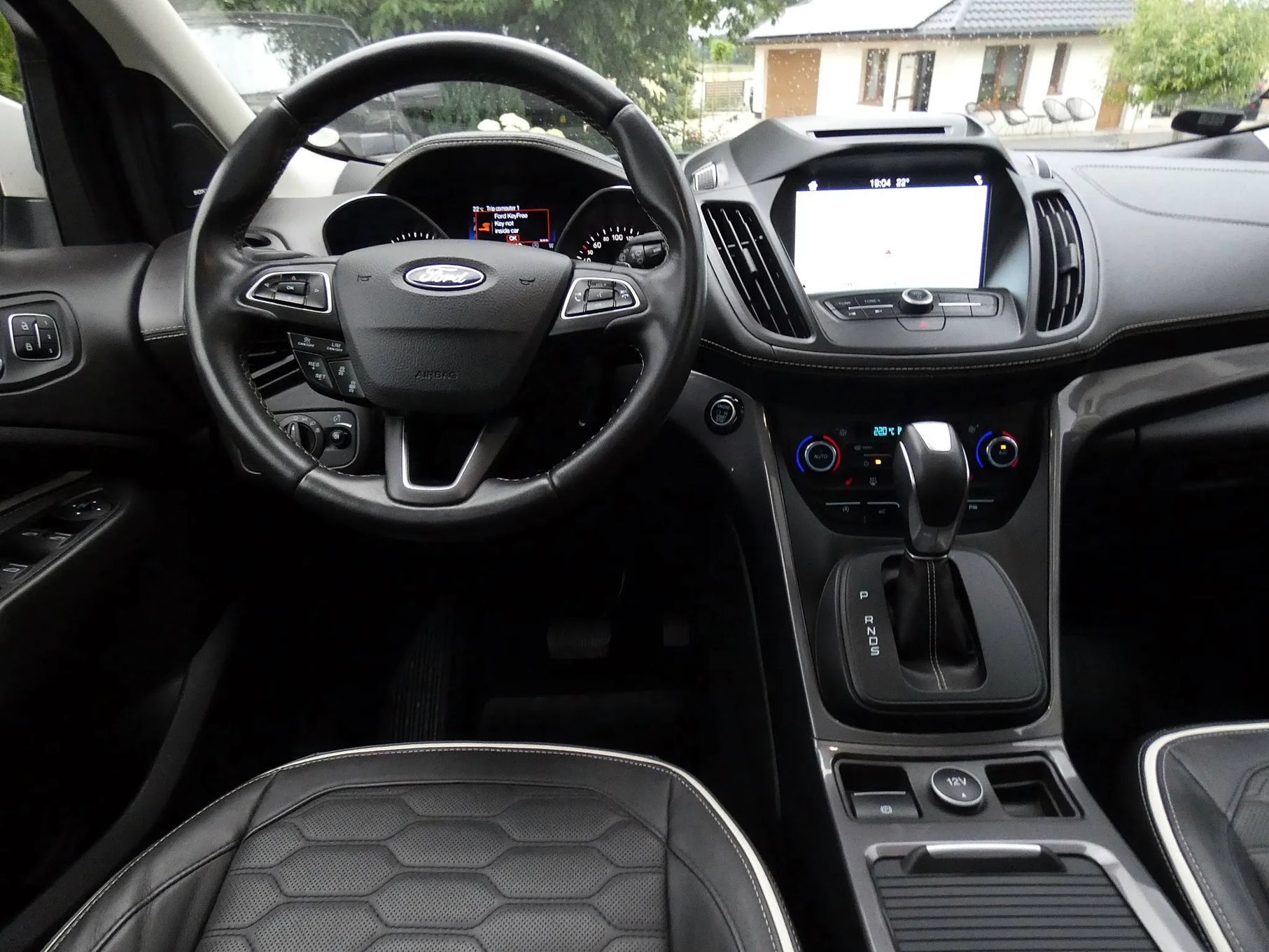 Ford Kuga 100tyś km*VIGNALE!*Panorama*Benzyna*4x4*Autom*KAMERA*Gwarancja*Zamiana