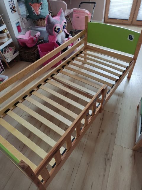 Łóżko dla dziecka z szufladą