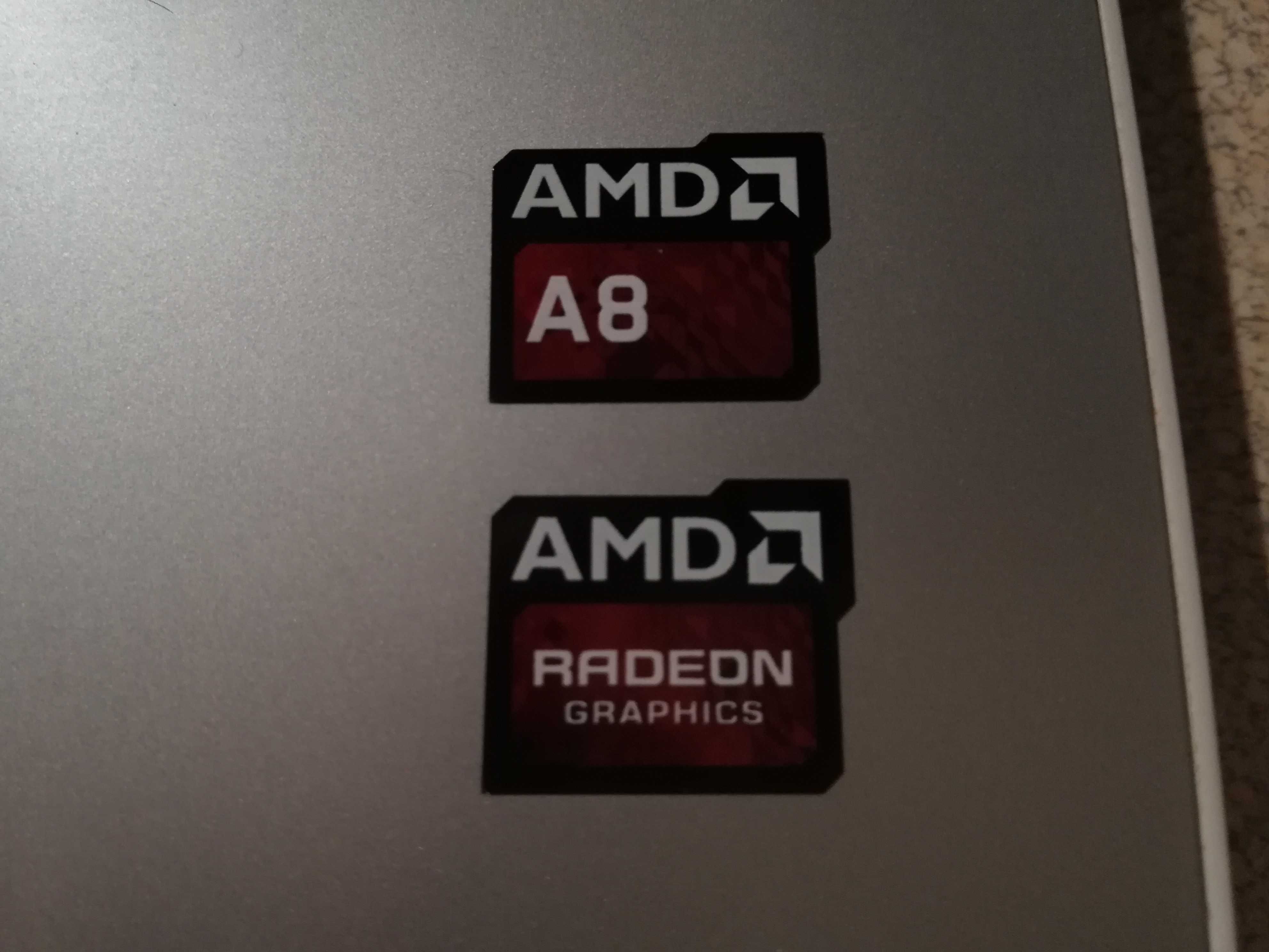 Laptop HP Pavilion 15,6"AMD A8-8GB-1TB-Win10-stan BDB