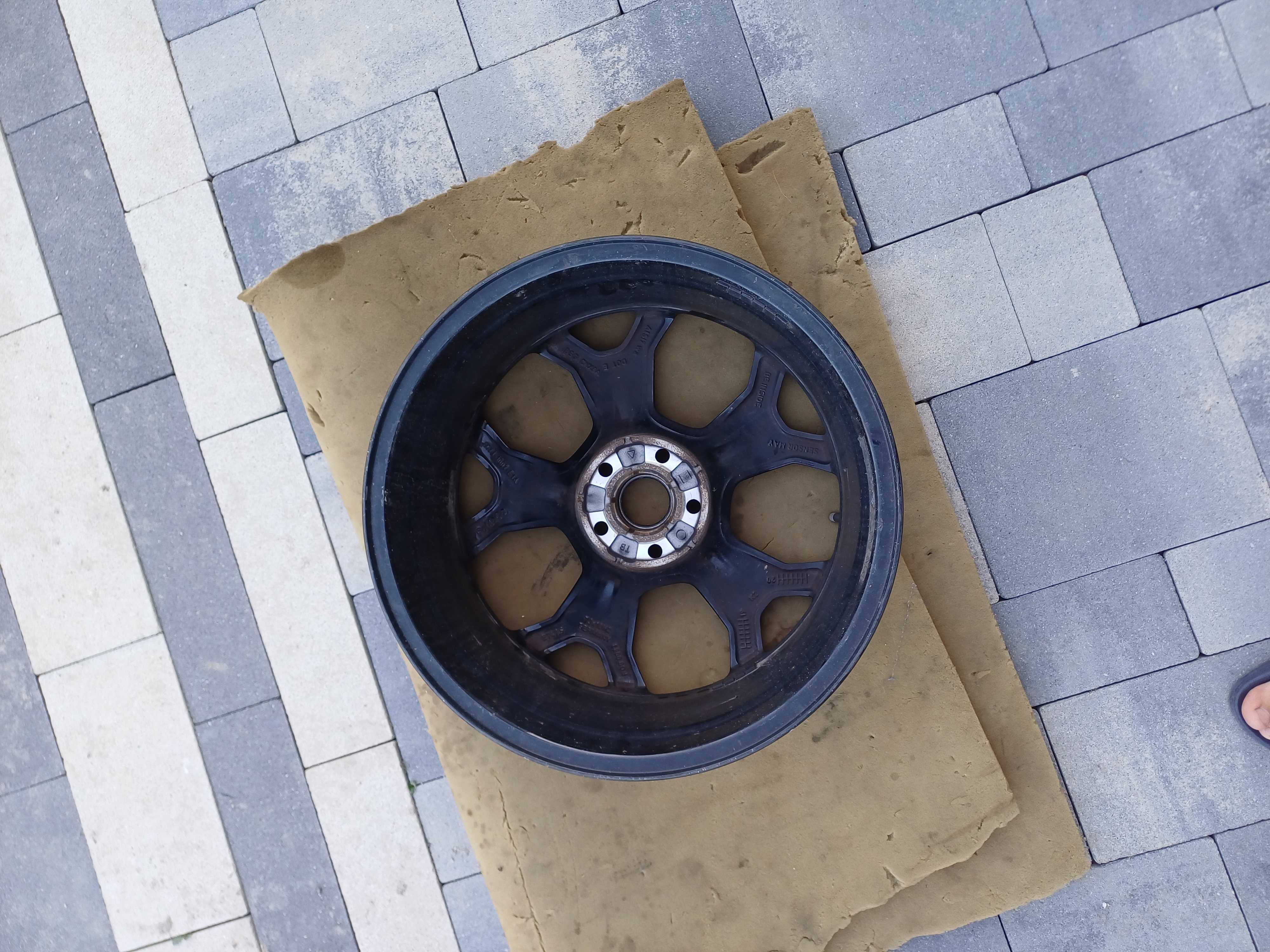 felga aluminiowa ford focus mk4 7j x 18 et 47,5 jx7j-1007-e1a