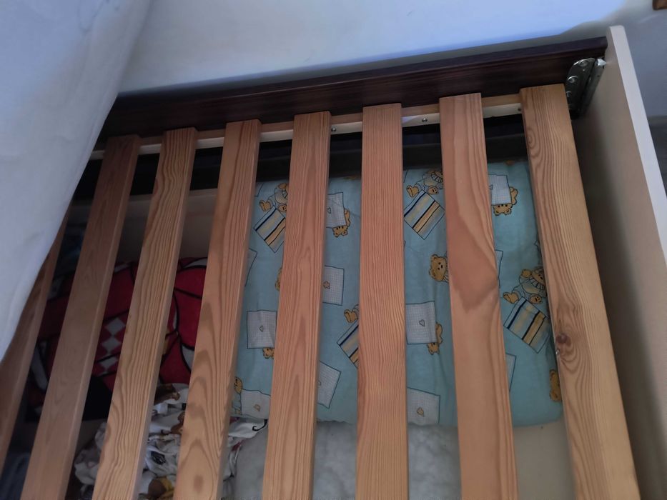 Łóżko młodzieżowe