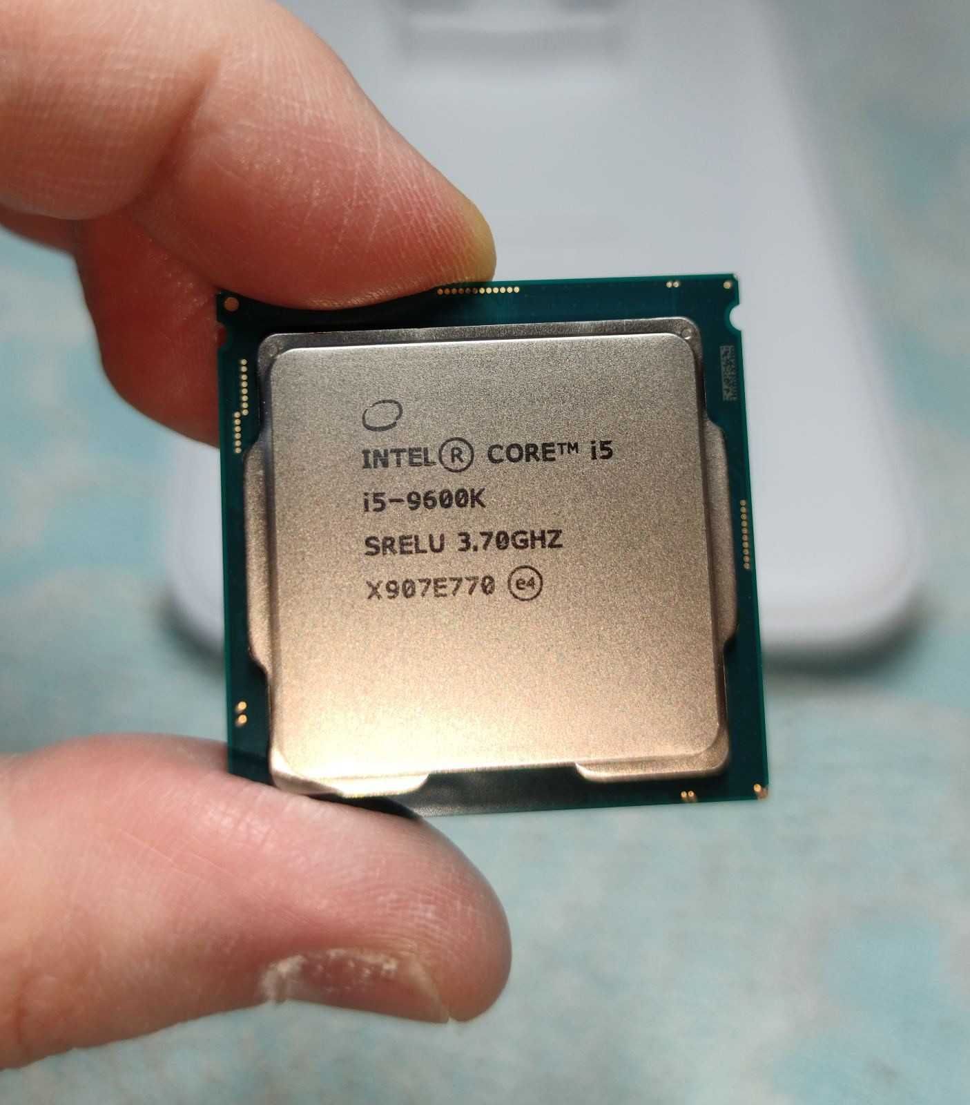 Процессор Intel i5 9600K