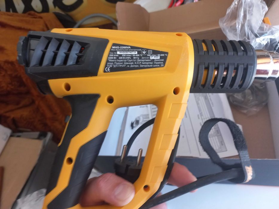 Фен промышленый новый Machtz  MHG - 2260VA.