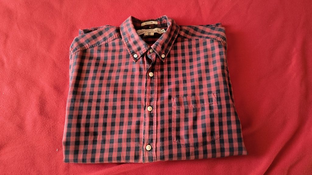 Koszula w kratkę marki H&M