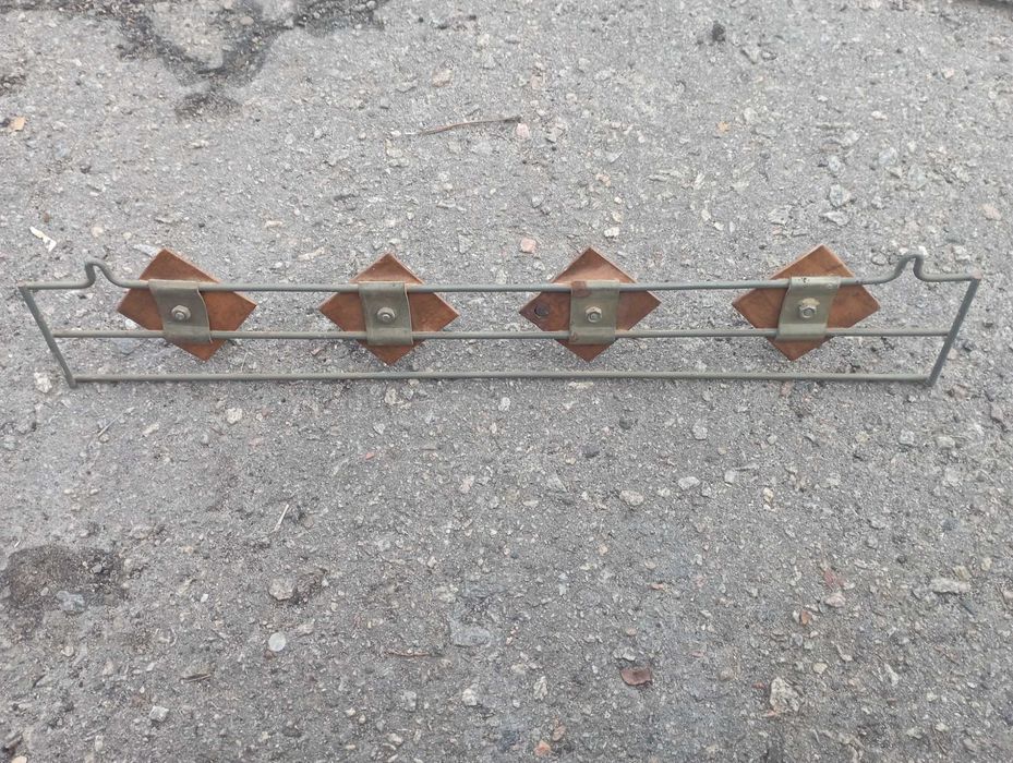 Вешалка настенная б/у