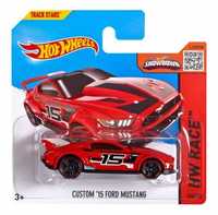 Hot Wheels 15 Ford Mustang czerwony