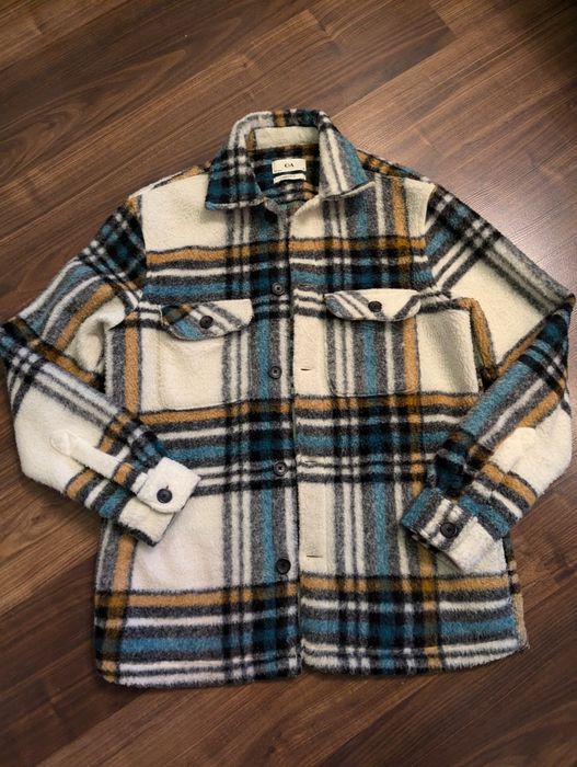 Продам дуже гарну теплу  сорочку.