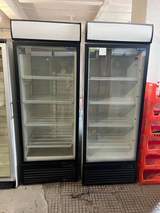 Холодильники однодверні, дводверні, для мяса, сирів, напоїв, квітів,