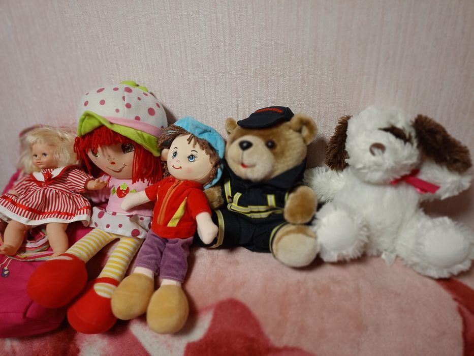 Мякі іграшки- чудовий подарунок.