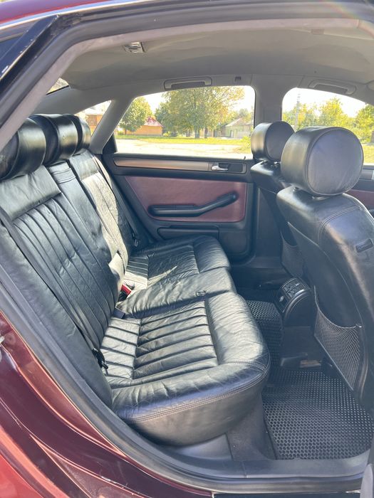 Audi A6C5 2.4 газ/бенз