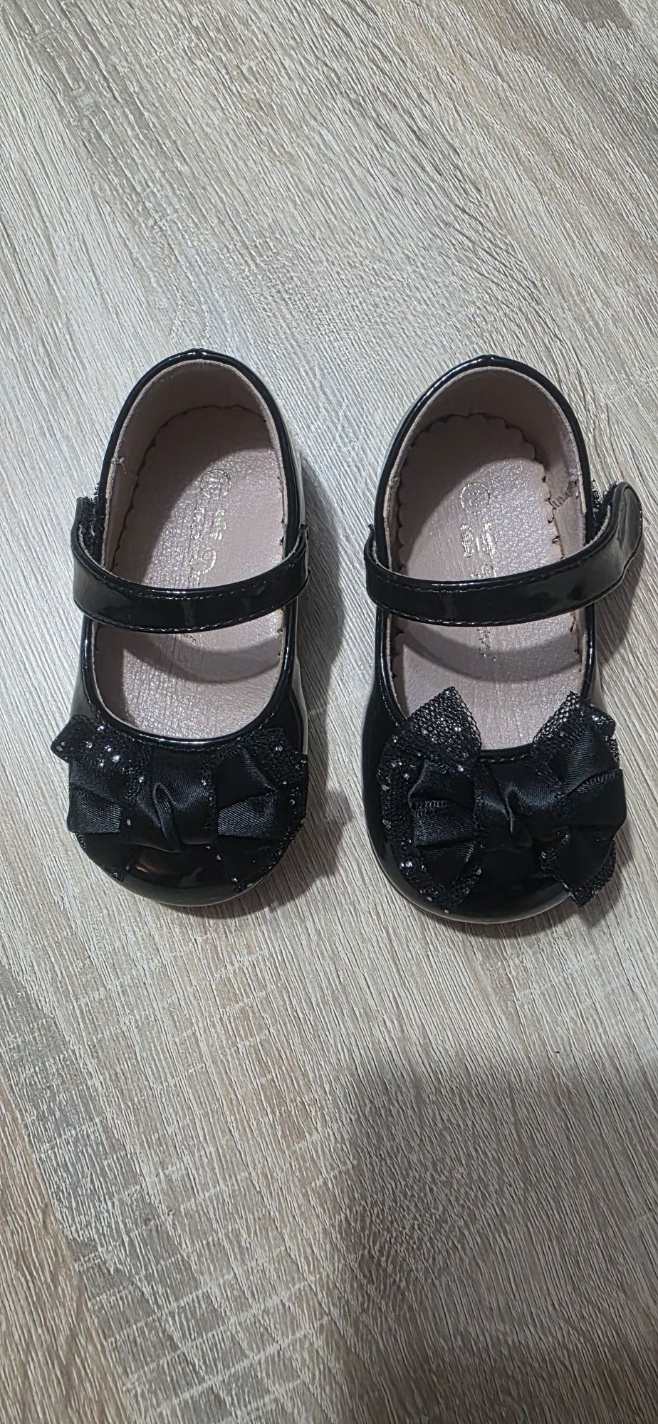 Lakierki nowe rozmiar 19