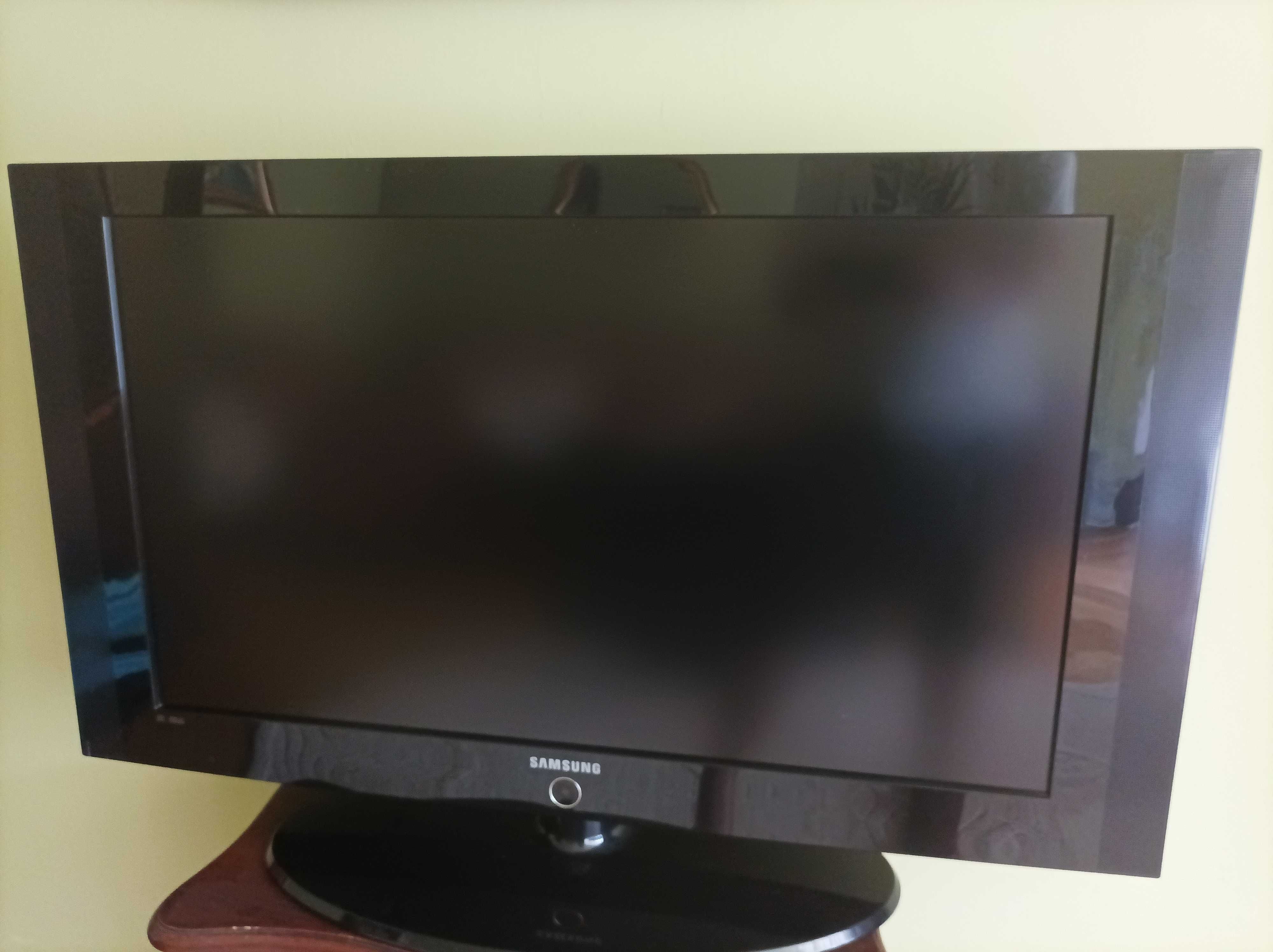 Samsung LE37A33J1, telewizor 37" LCD