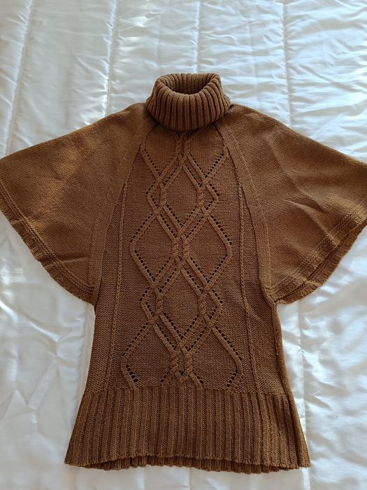 Camisola tipo poncho Stradivarius S