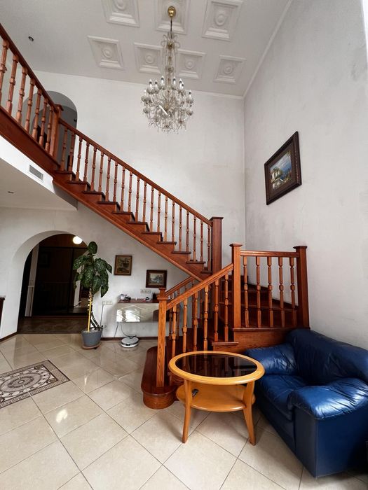 Оренда будинку Забуччя, біля лісу та озера, швидкий виізд на Киів