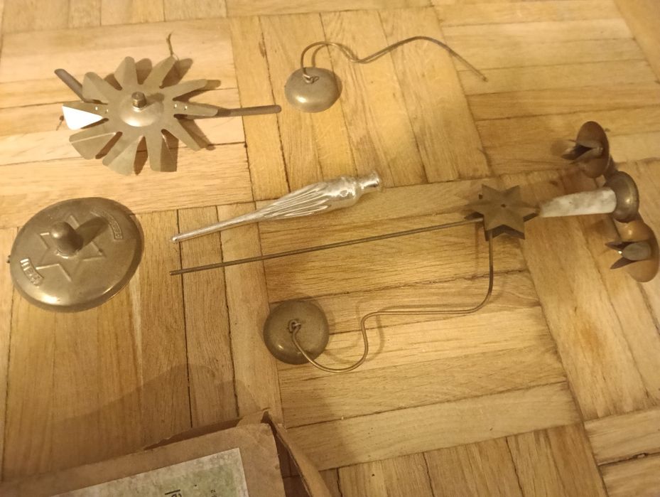 Lampa hanukowa może być niekompletna