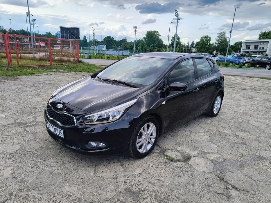 Kia Ceed Cee'd, niski przebieg, extra nagłośnienie, zadbany