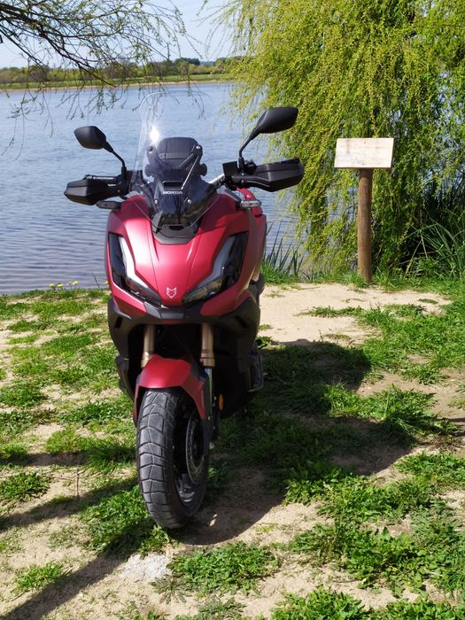 Honda ADV 350 MARÇO  2022