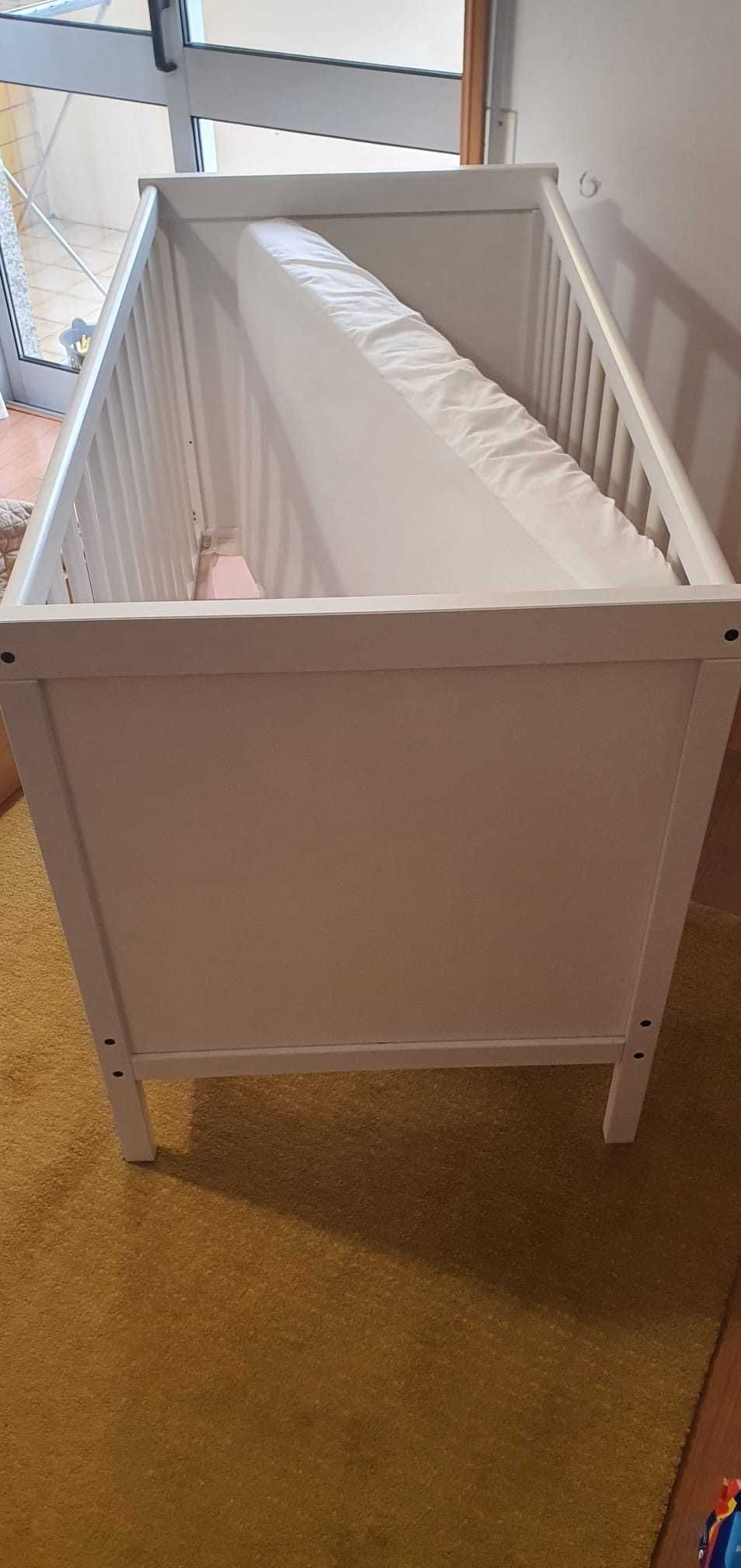 Vendo 2 Camas Infantis IKEA – Como Novas!