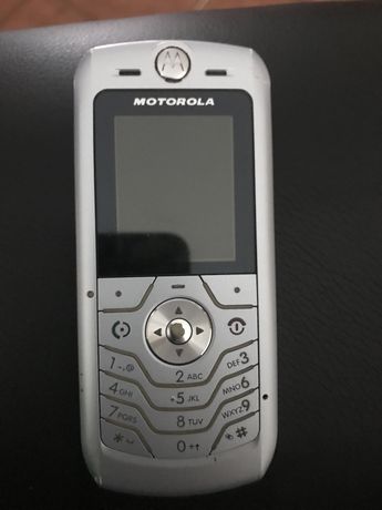 Motorola antigo com carregador