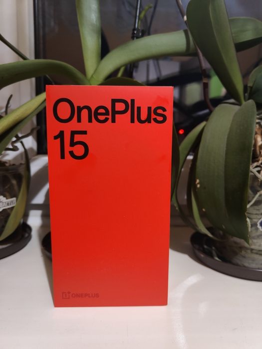 ONEPLUS 15 16 GB/512 GB EU Infinite + Etui Aramid Fiber Gratis Black o