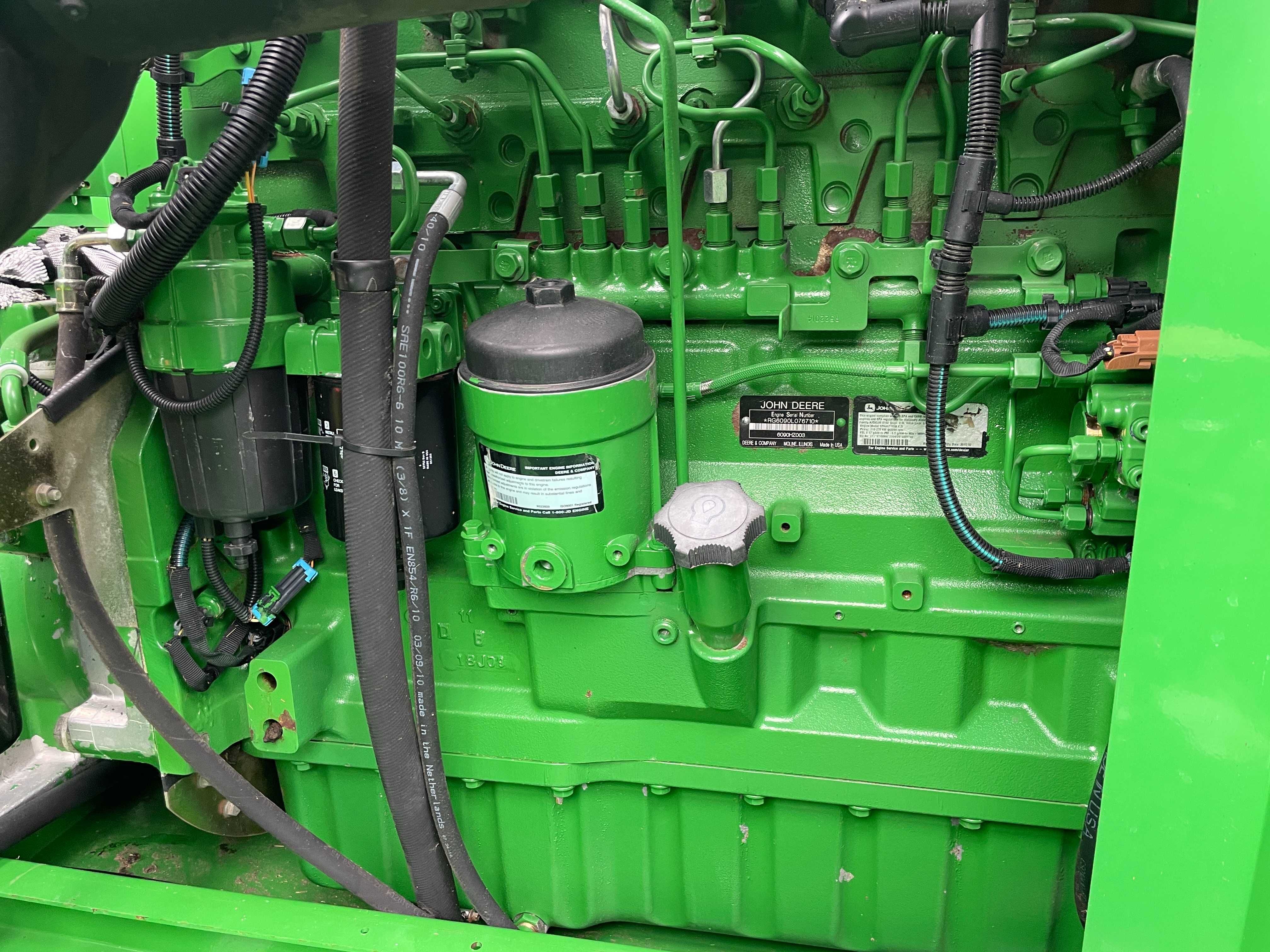 John Deere T670 625R 2010p