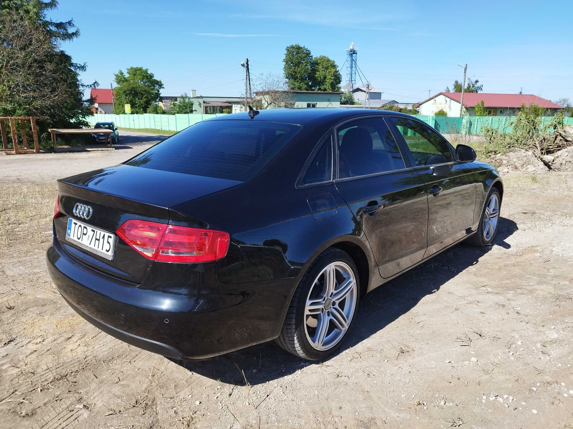 Audi A4 B8 2.0TDi Bixenon LED Skóry