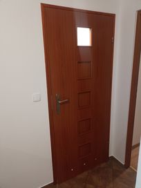 Drzwi łazienkowe 80 prawe