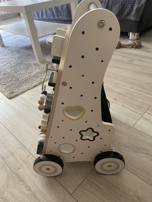 Chodzik pchany dla dziecka