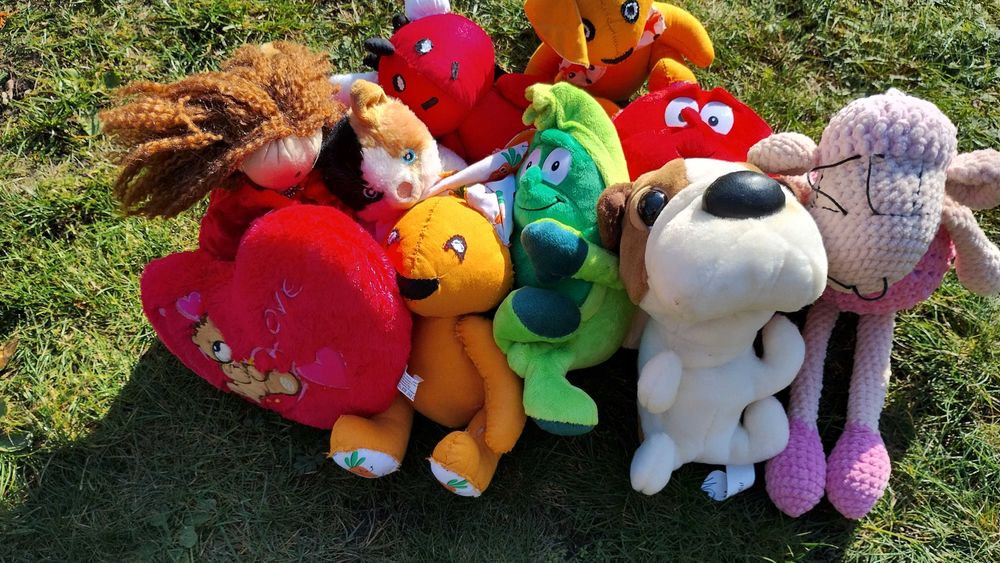 Na sprzedaż zestaw pluszaków