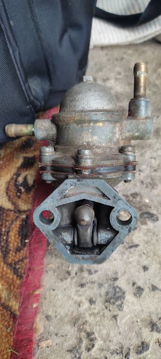 бензонасоси ВАЗ 2101-07, втулки, щеплення