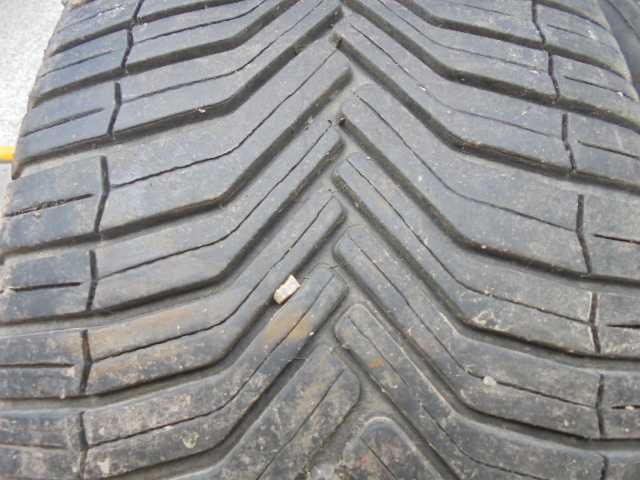 Opony 235/55x17 2szt Michelin wielosezonowe