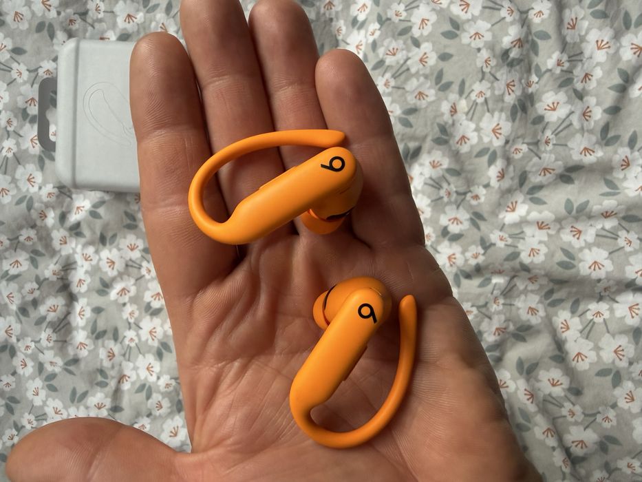 BEATS Powerbeats Pro 2