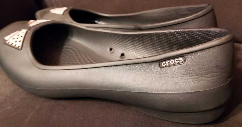 Balerinki Crocs rozm W6/36,5. GRatiS okulary przeciwsloneczne