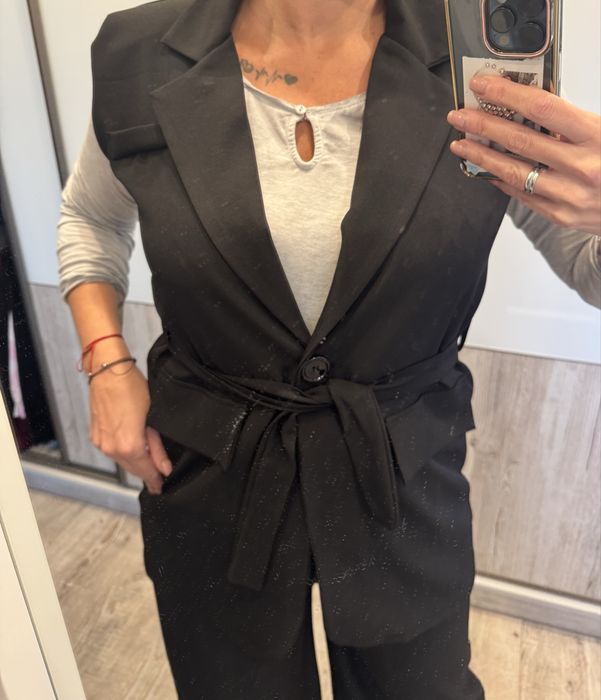 Nowy garnitur damski 38/42