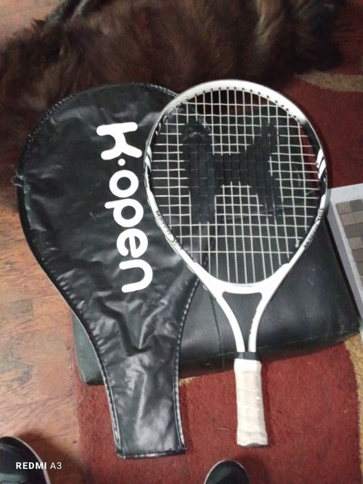 Raquete tênis em excelente estado