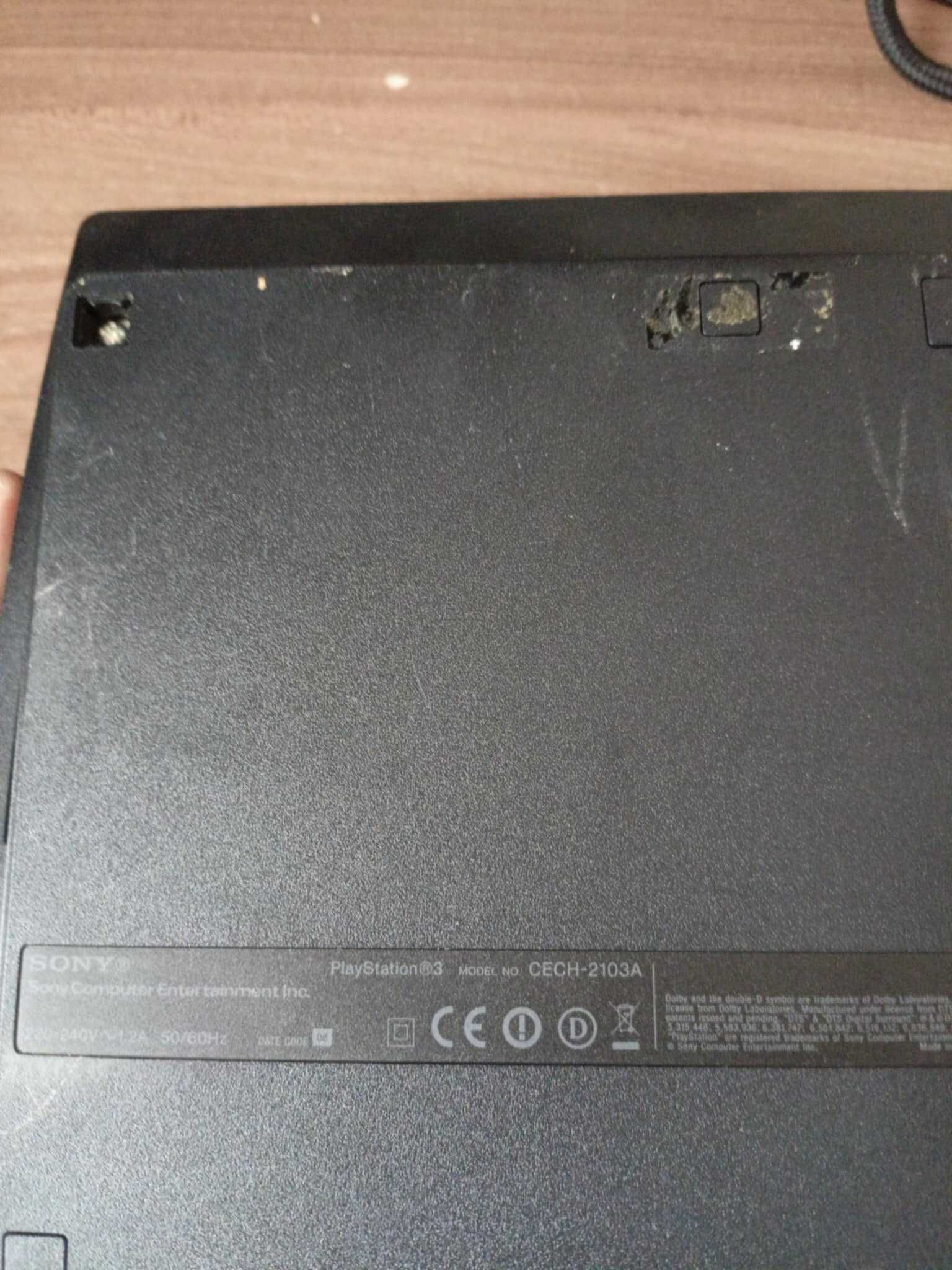 Konsola PlayStation 4-1
