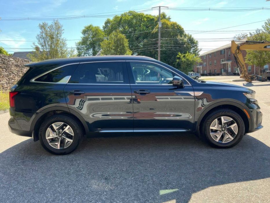 Kia Sorento S      2022