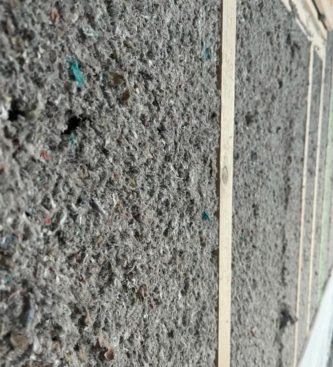 Ocieplenia celulozą poddaszy stropów