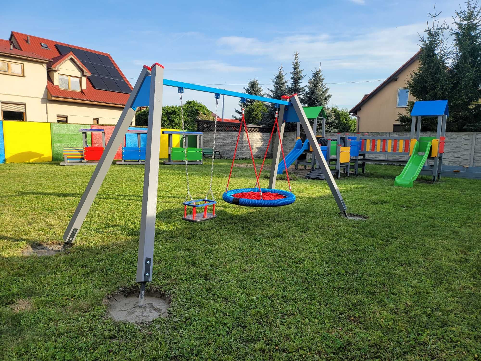 Plac zabaw Huśtawka wahadłowa na plac zabaw do żłobka "Bobas"
