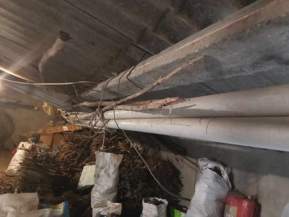 Aspersores e tubos de rega