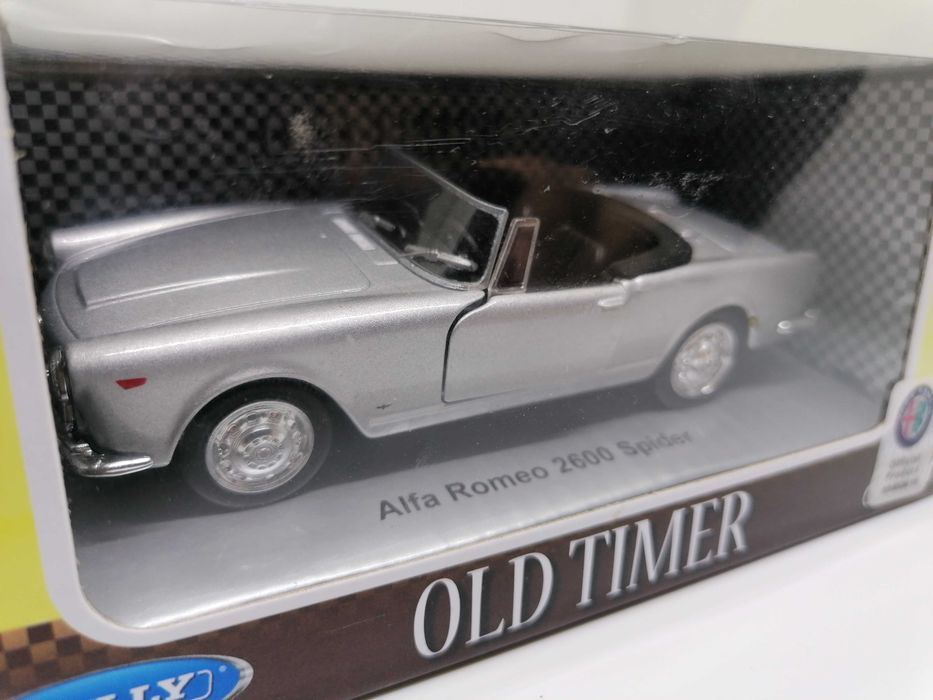 Alfa Romeo 2600 Spider Welly 1/34